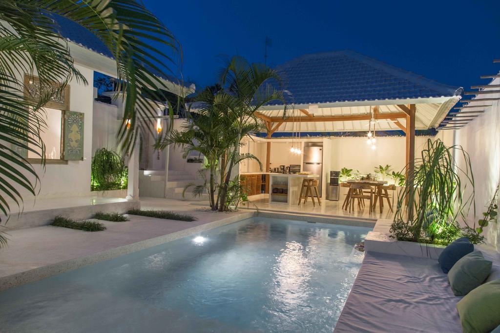 Villa Azcoyen - 3Br Villa In Canggu Extérieur photo